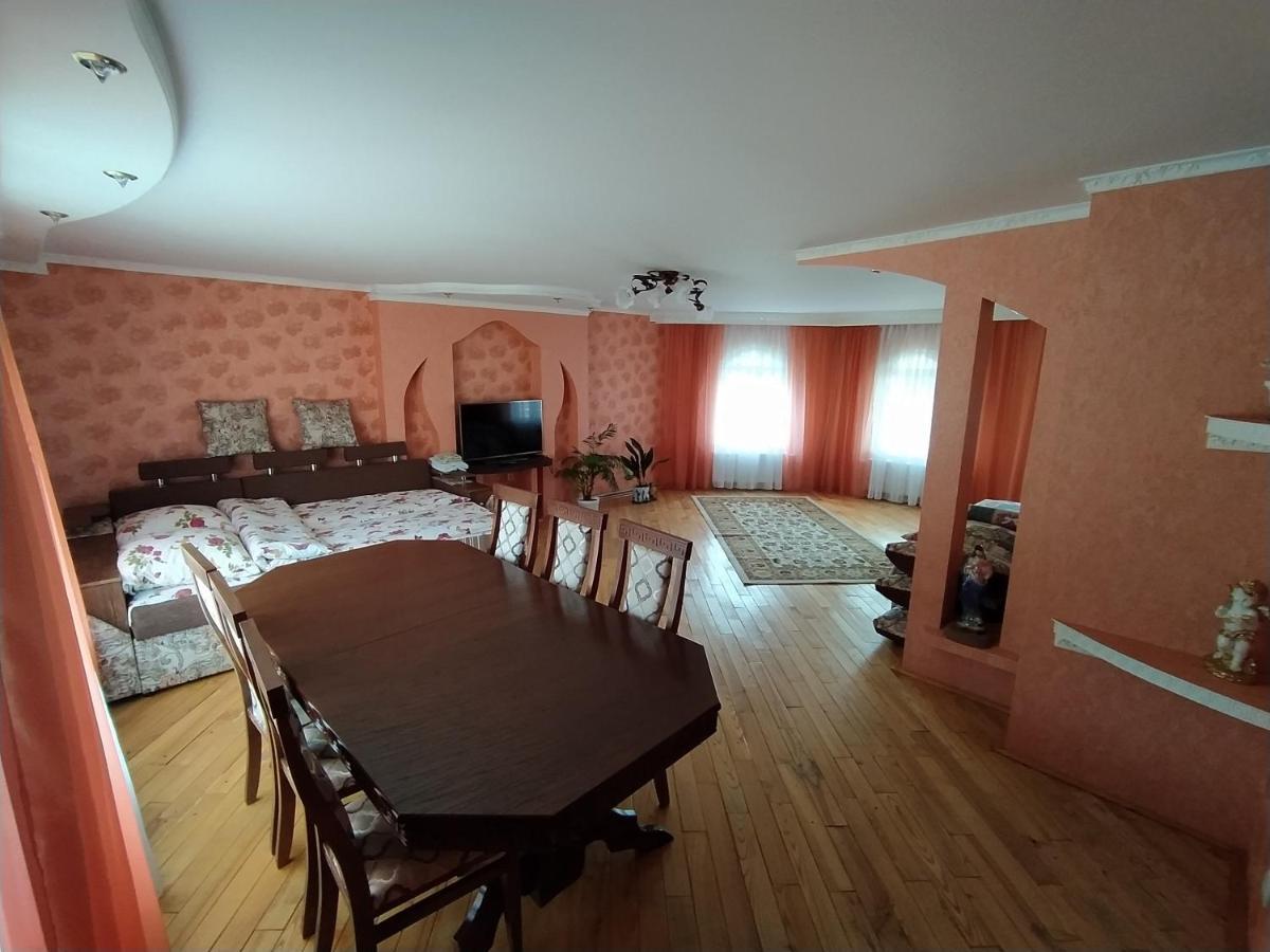 Guest House อีสกี ภายนอก รูปภาพ